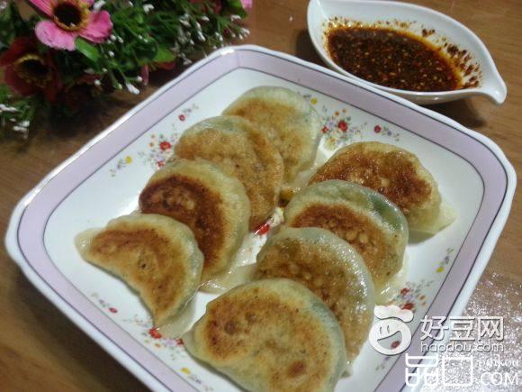 水煎饺子