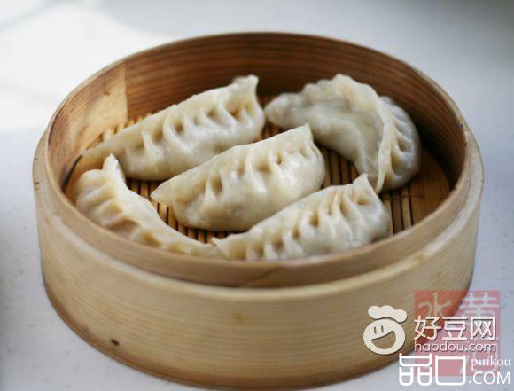 韭黄大肉蒸饺