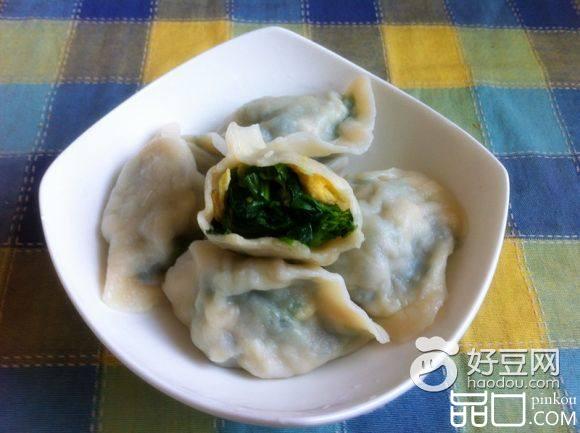 菠菜鸡蛋虾皮水饺
