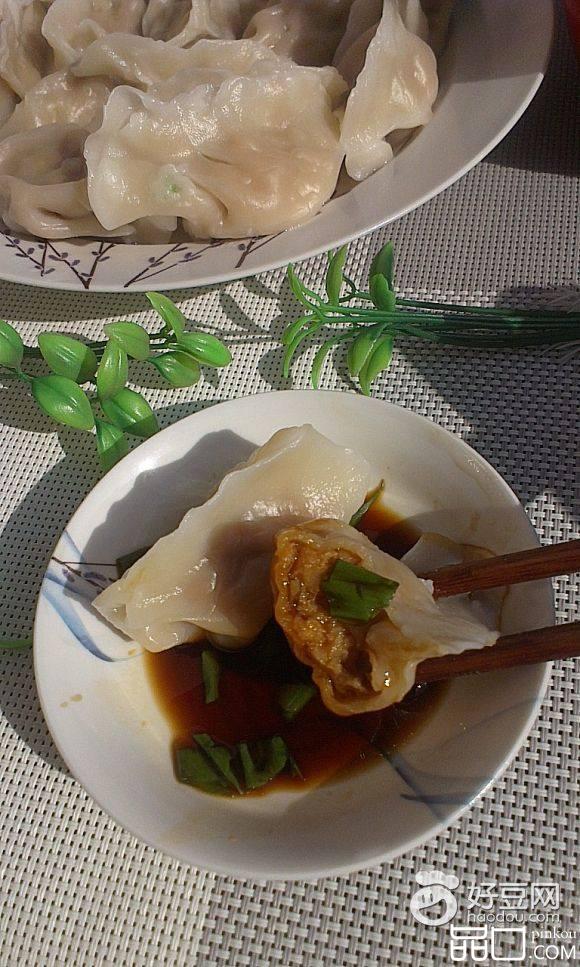 萝卜猪肉水饺