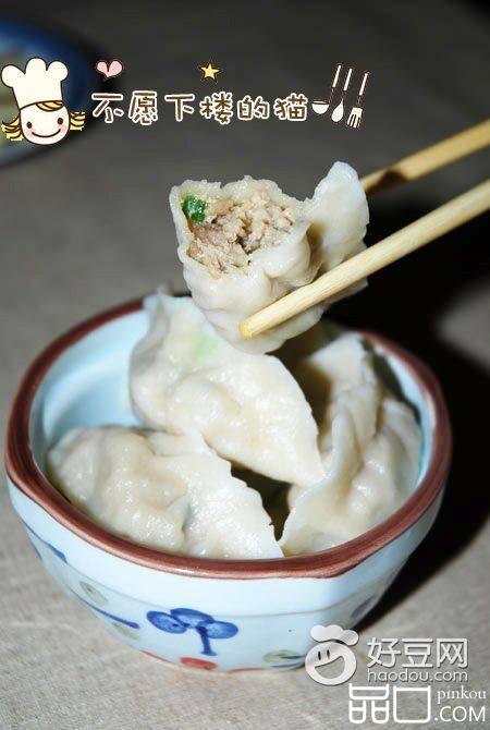 莲藕香菇猪肉饺子
