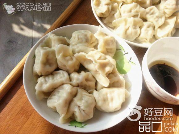白菜香菇鲜肉水饺