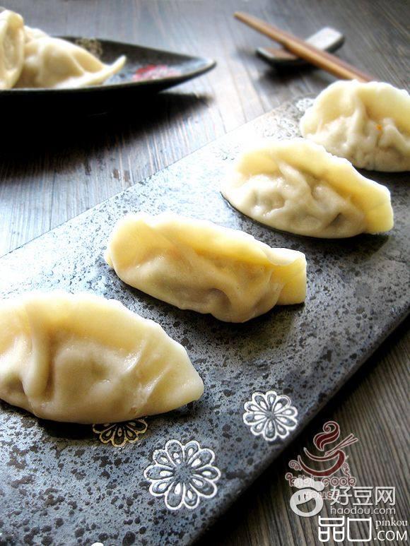 杂菜黑木耳猪肉水饺