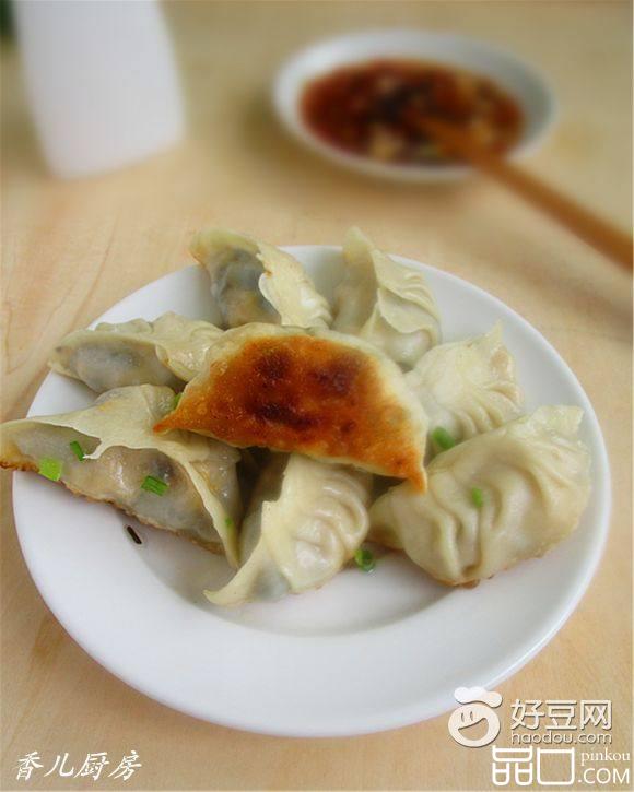 黑木耳鸡蛋煎饺