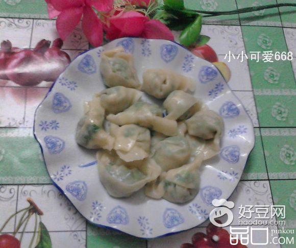 小葱白菜肉饺子