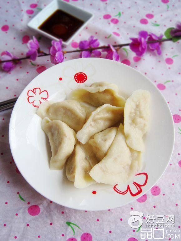 白萝卜虾皮饺子