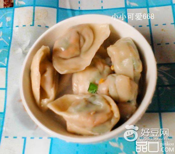 胡萝卜韭菜肉末饺子