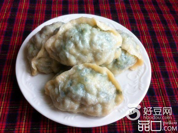 韭菜小白菜鸡蛋蒸饺