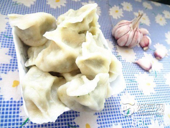 鸡肉小白菜饺子
