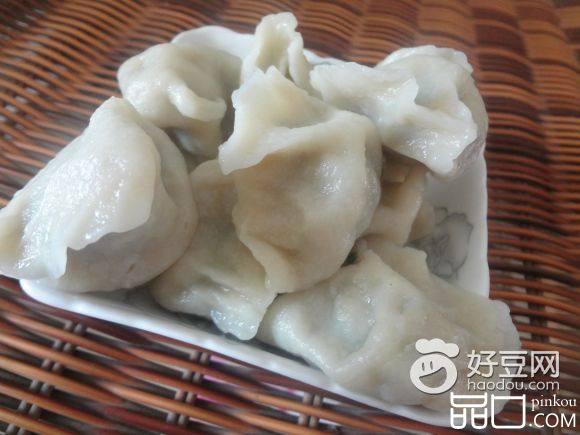 猪瘦肉小白菜饺子