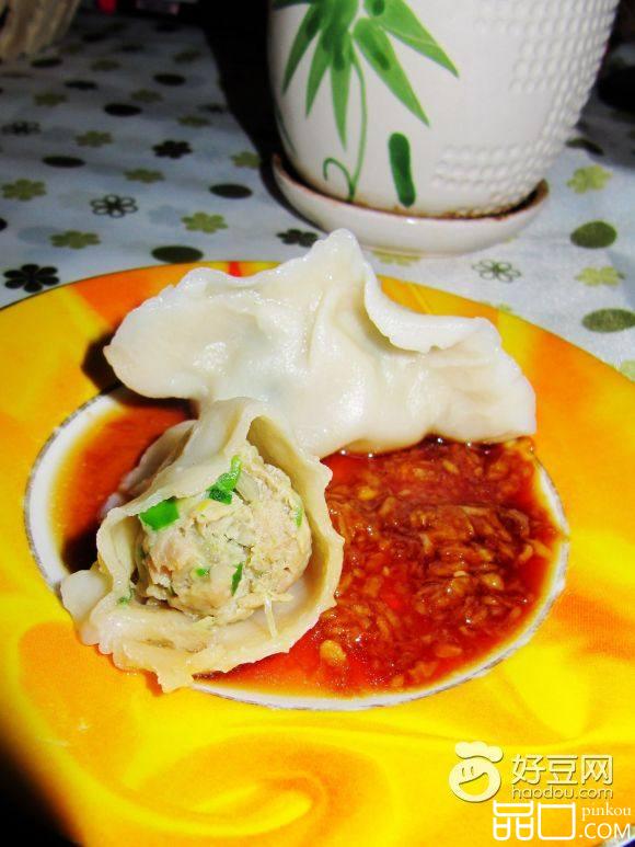 韭菜猪肉蘑菇饺
