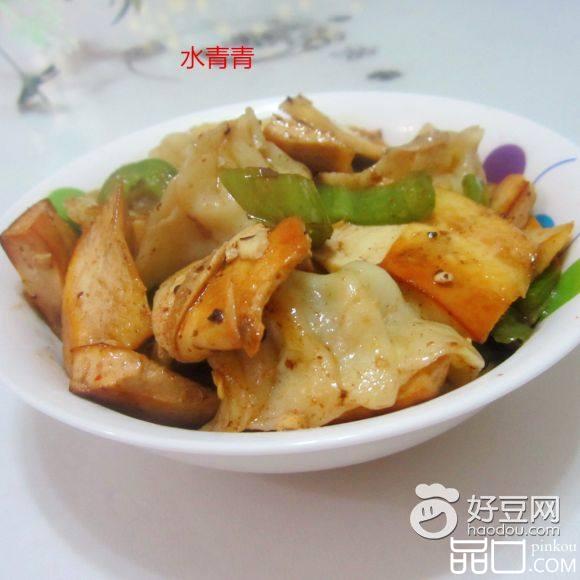 香干青椒炒饺子