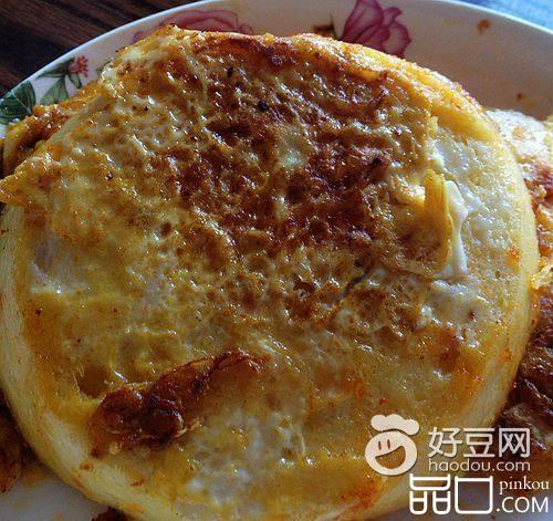 烤肉酱鸡蛋饼