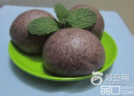 黑米馒头
