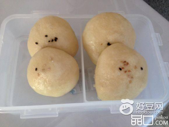 芝麻小馒头
