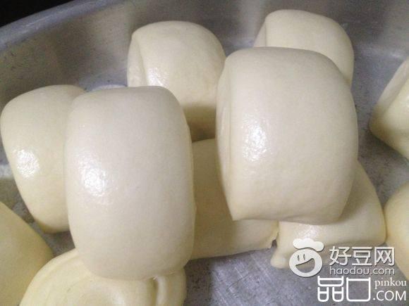 牛奶小馒头
