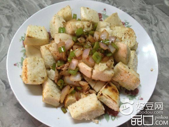孜然洋葱炒馒头