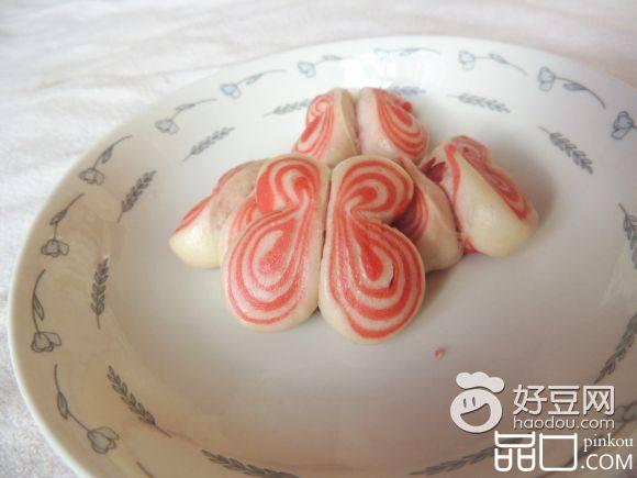 双色蝴蝶馒头