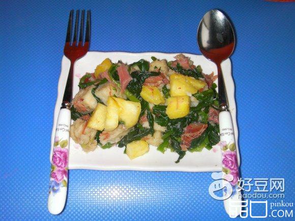 菠萝鸡腿肉炒馒头