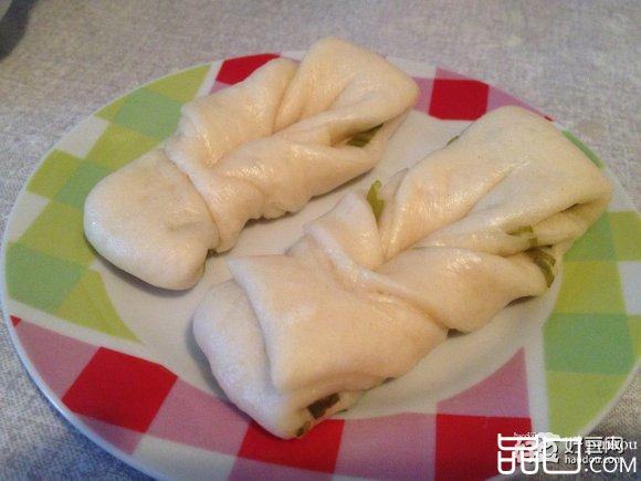 葱香蒸麻花馒头
