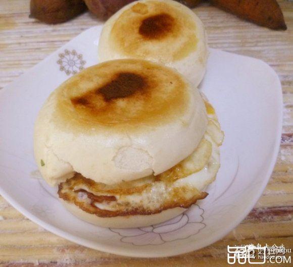 腐乳鸡蛋夹馒头