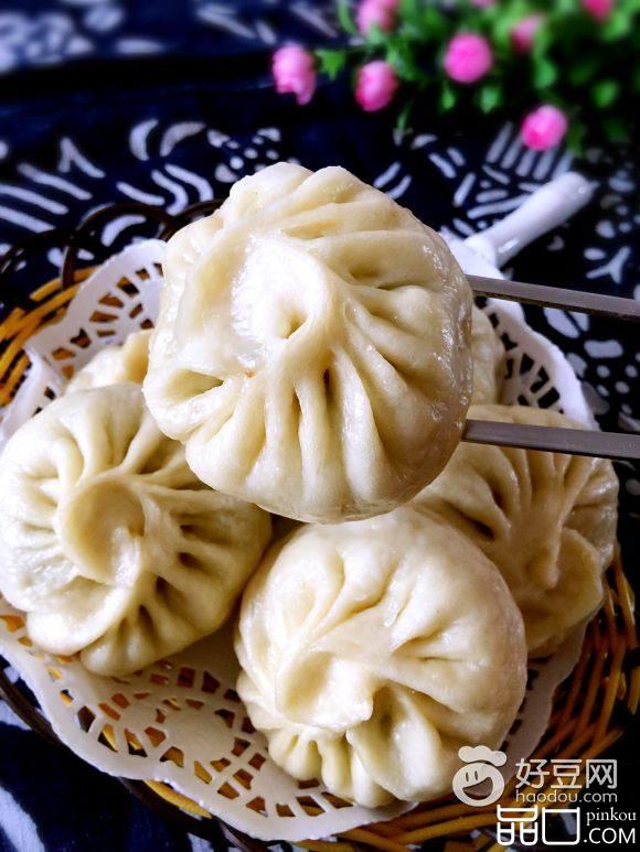 韭菜鸡蛋肉包子