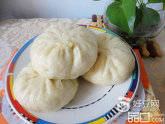 韭菜香菇包子