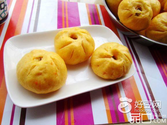 胡萝卜香葱鲜肉包