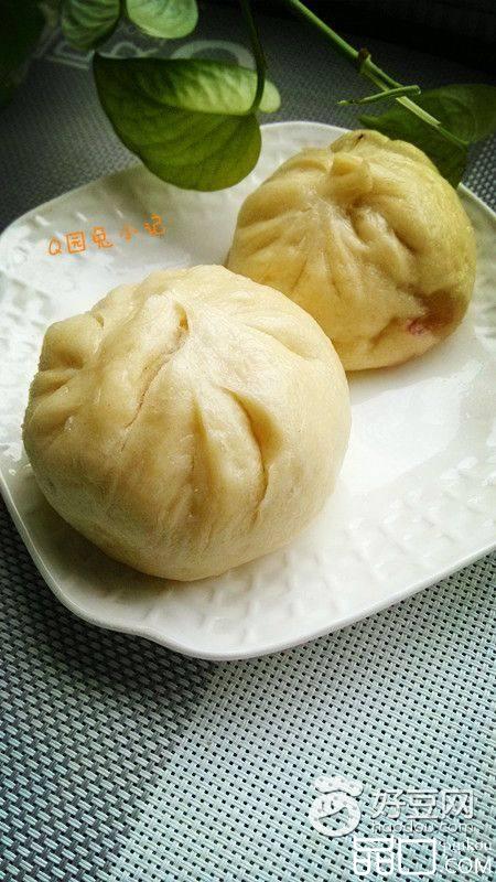 芹菜肉馅包子