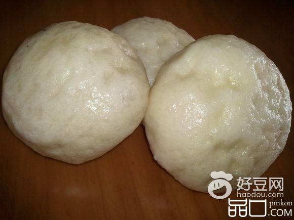 红豆沙馅包子