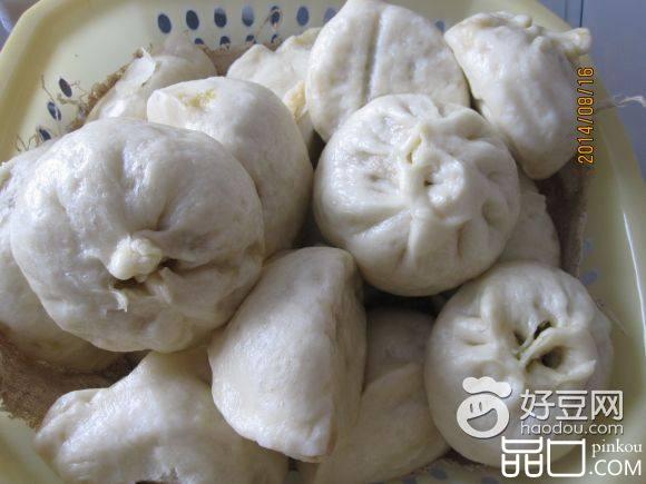 芸豆胡萝卜包子