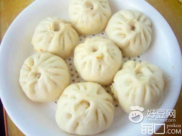 猪肉胡萝卜包子