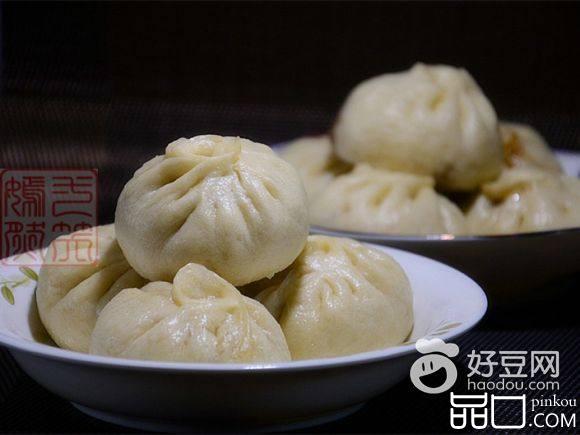 猪肉圆白菜包子