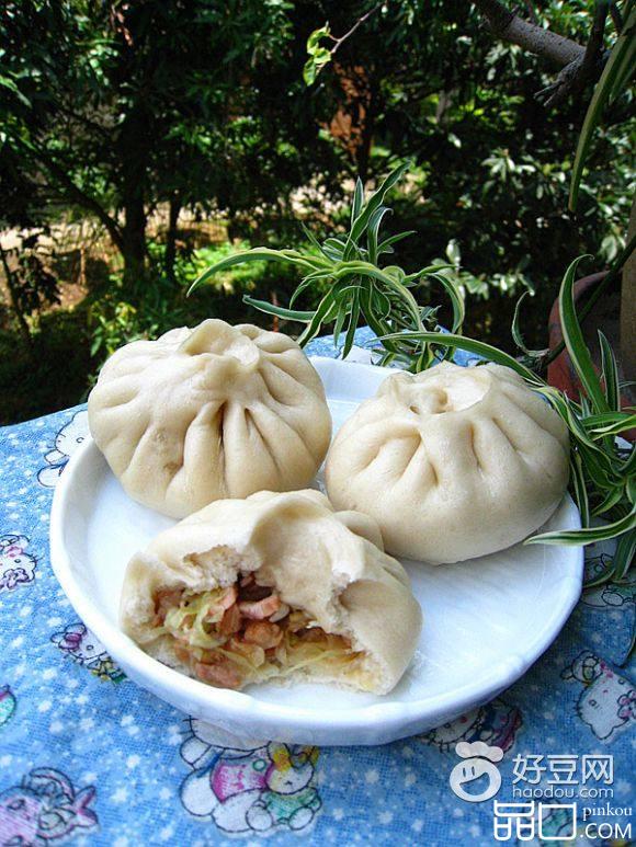 卷心菜叉烧包