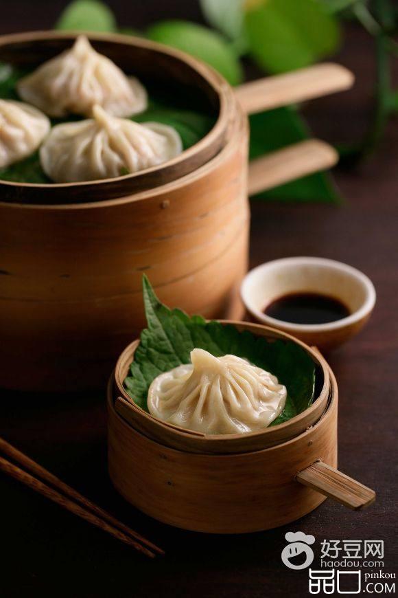 舌尖2美食 鲜虾灌汤包