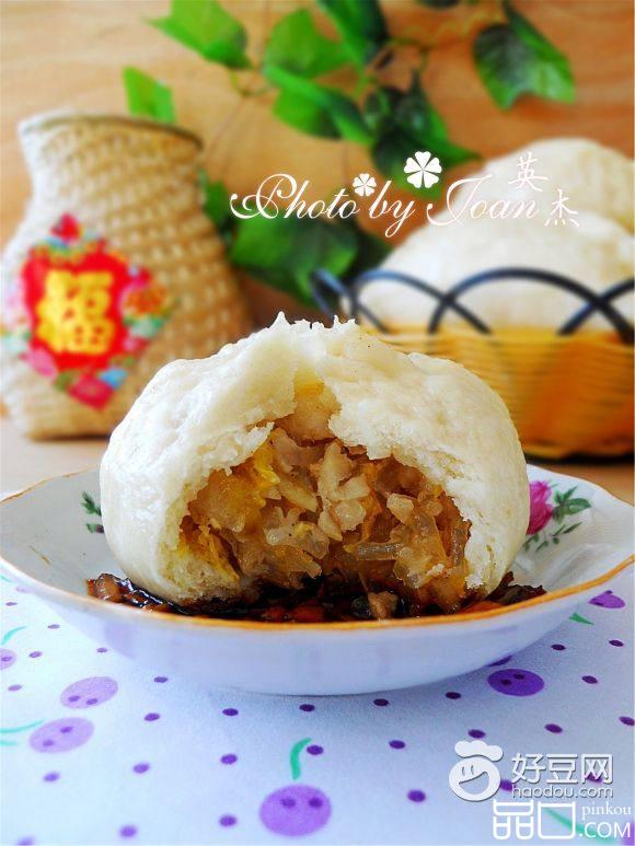 酸菜粉条猪肉包子