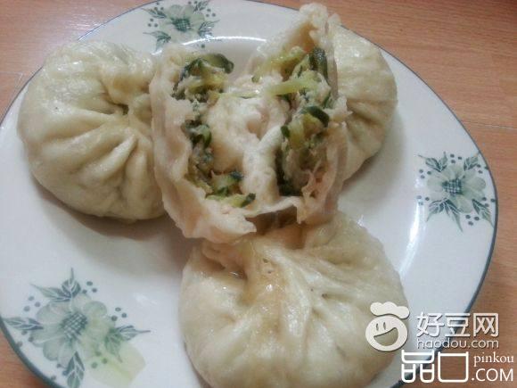 猪肉黄瓜包
