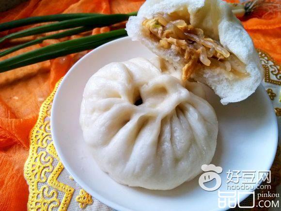 鸡蛋粉丝包