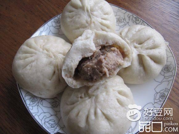 酸菜猪肉馅包子