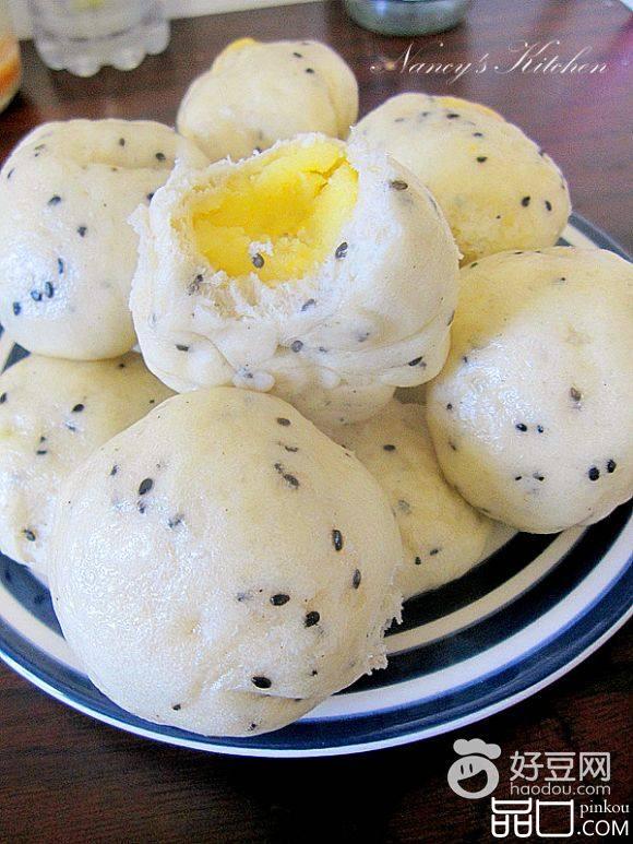 芝麻奶黄包