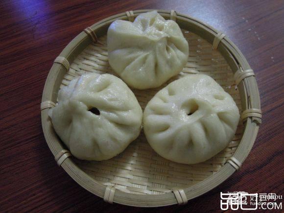 猪肉榨菜包