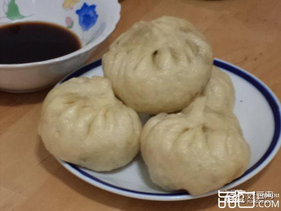 鸡蛋木耳瓜皮蒸包
