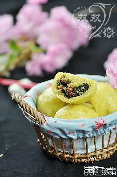 菜心香肠杂粮包