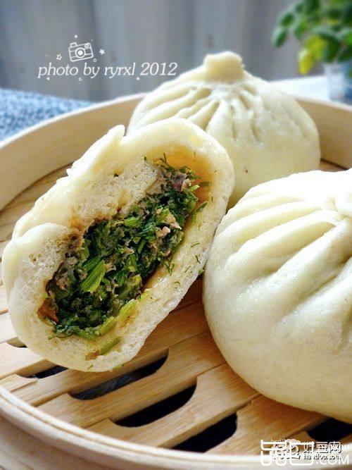猪肉茴香包子