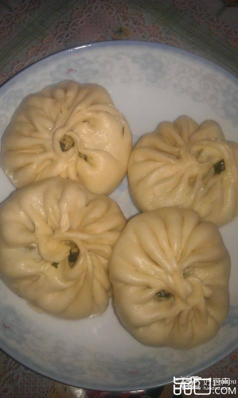 韭菜鸡蛋粉条包子