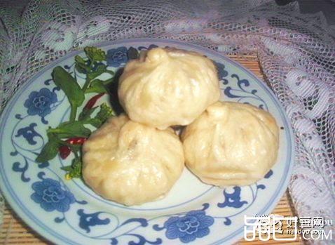 肉馅卤蛋包