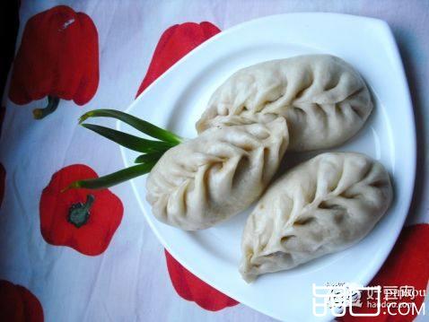 青萝卜肉馅麦穗包子