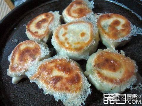荠菜肉包