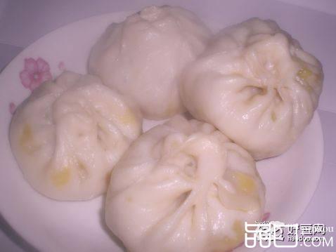 大白菜蒜苗大肉包