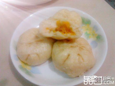 手工南瓜包子
